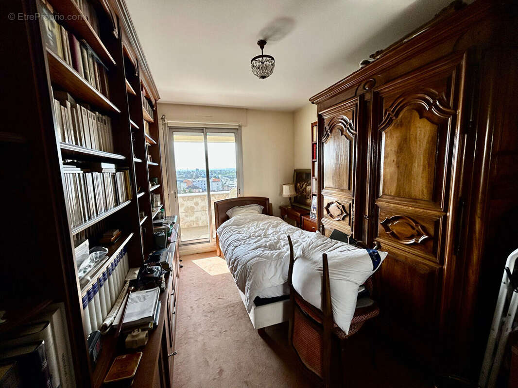 Appartement à NOGENT-SUR-MARNE