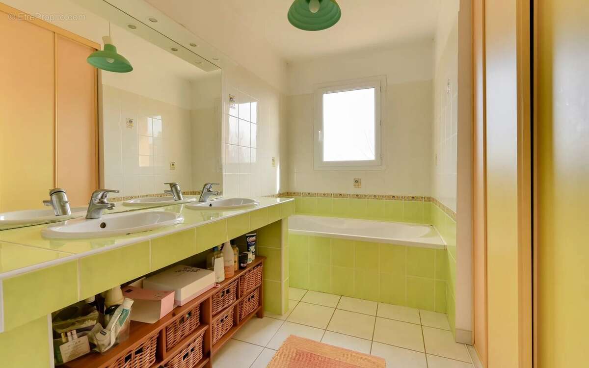 Maison à BELMONT-D'AZERGUES