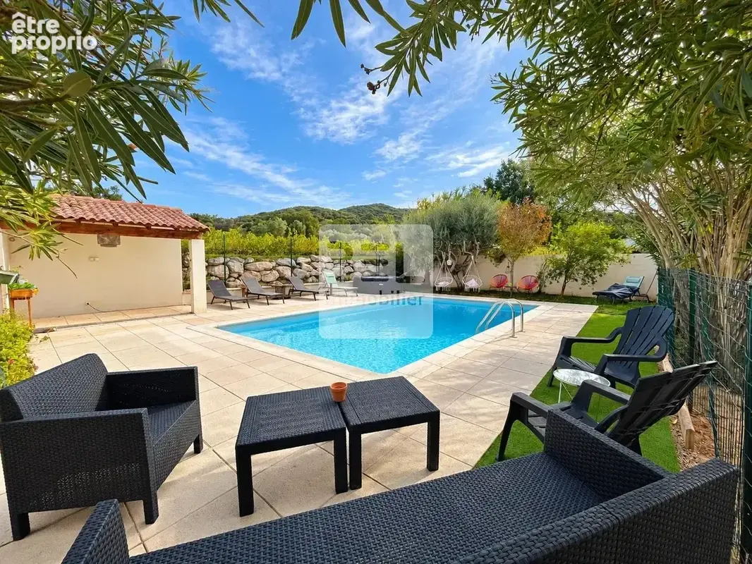Villa plain pied avec piscine a st laurent de carnols - photo 4