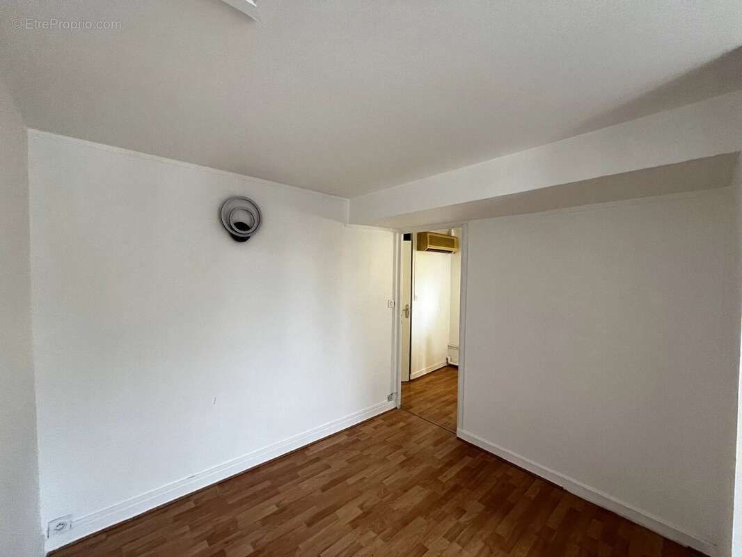 Maison à VAULX-MILIEU