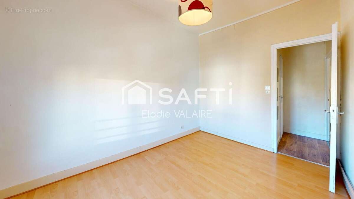Photo 6 - Appartement à BOURGOIN-JALLIEU