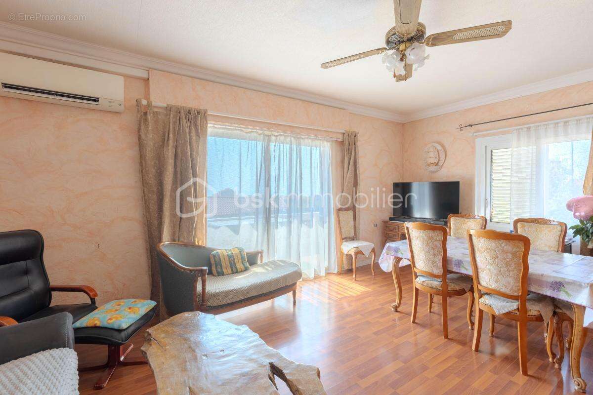 Menton - Val de Gorbio : Propriété vue mer sur terrain de 2 498 m² - photo 12
