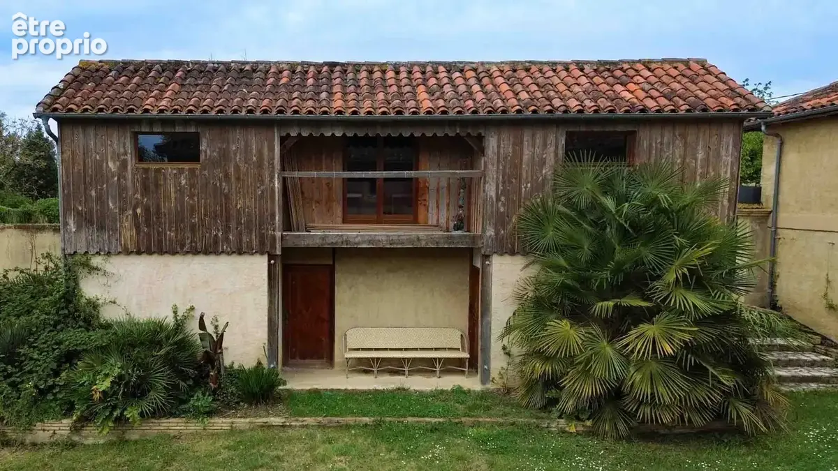 Ensemble immobilier empreint de charme, d'authenticité et d'une élégance discrète. - photo 16