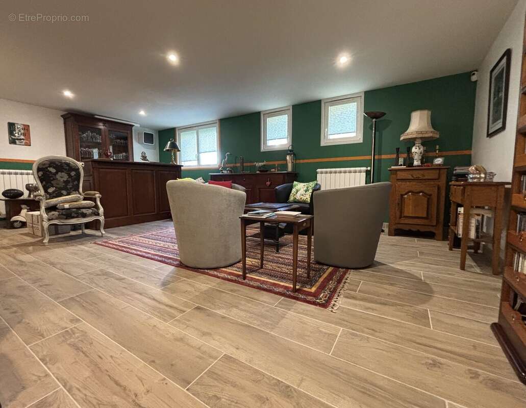 Maison 6 pièces 189 m² à vendre à Bagneres-De-Bigorre (65200) - photo 9