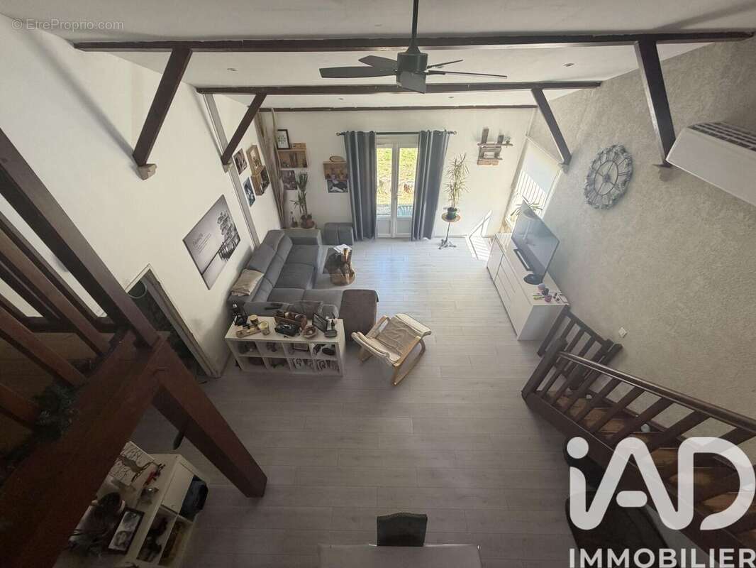 Maison 155 m² à Tauriac  - photo 2
