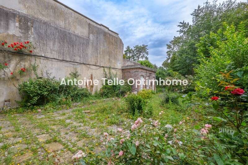 Le Cateau 59360 - maison de 6 chambres & "+" avec grand jardin clos - Cachet & beaux volumes - photo 13