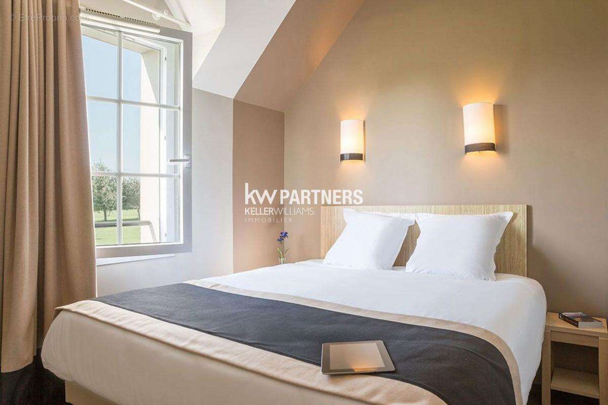 Appartement à PORT-EN-BESSIN-HUPPAIN