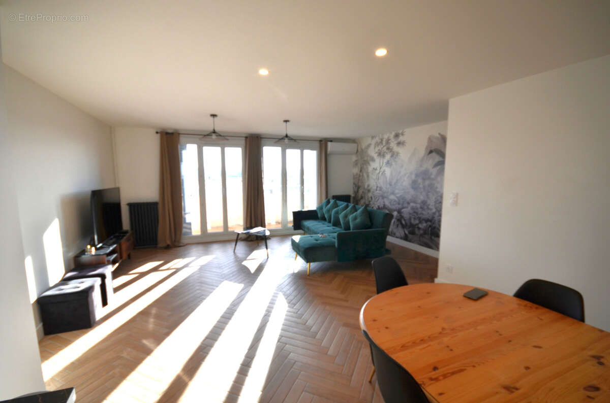 Appartement à CARCASSONNE