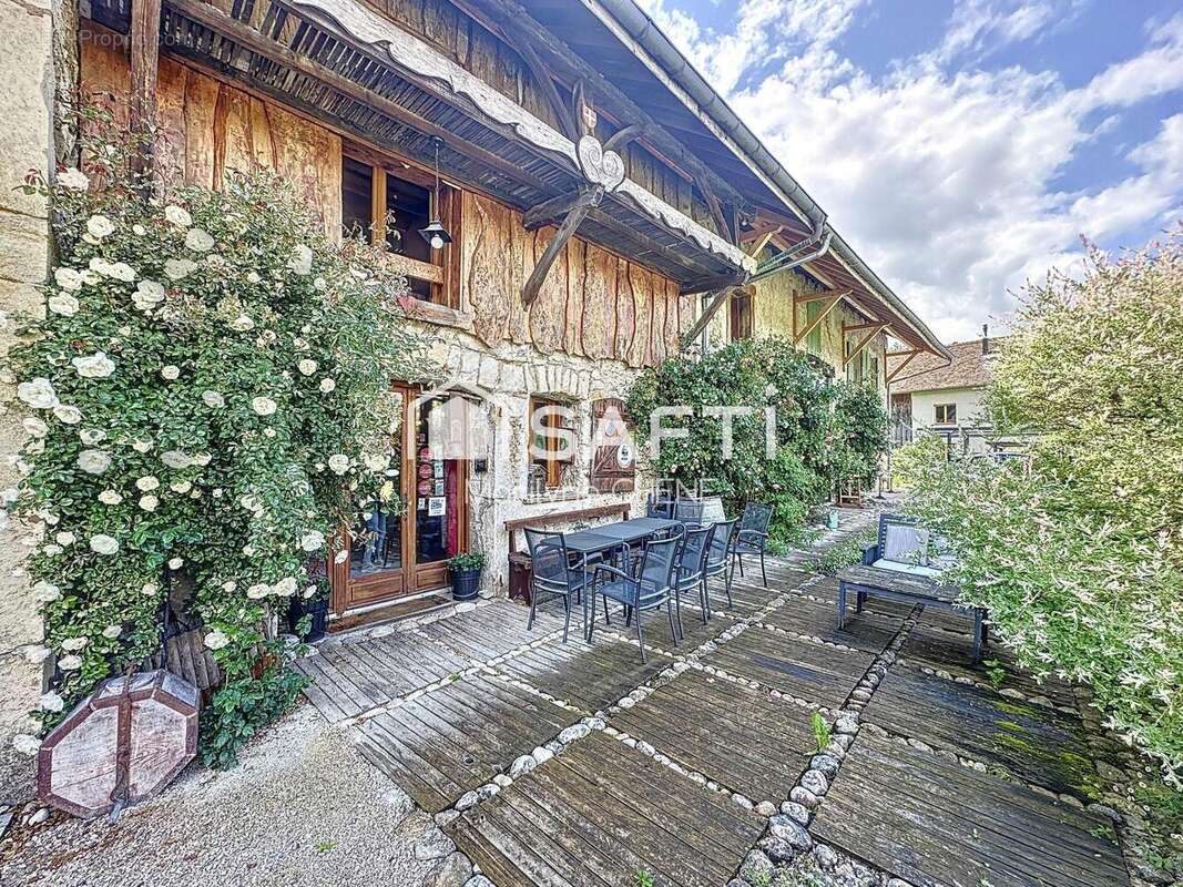 Photo 3 - Maison à SAINT-CHRISTOPHE