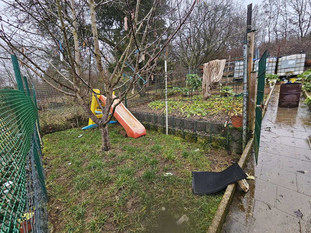 Appartement à AUDUN-LE-TICHE