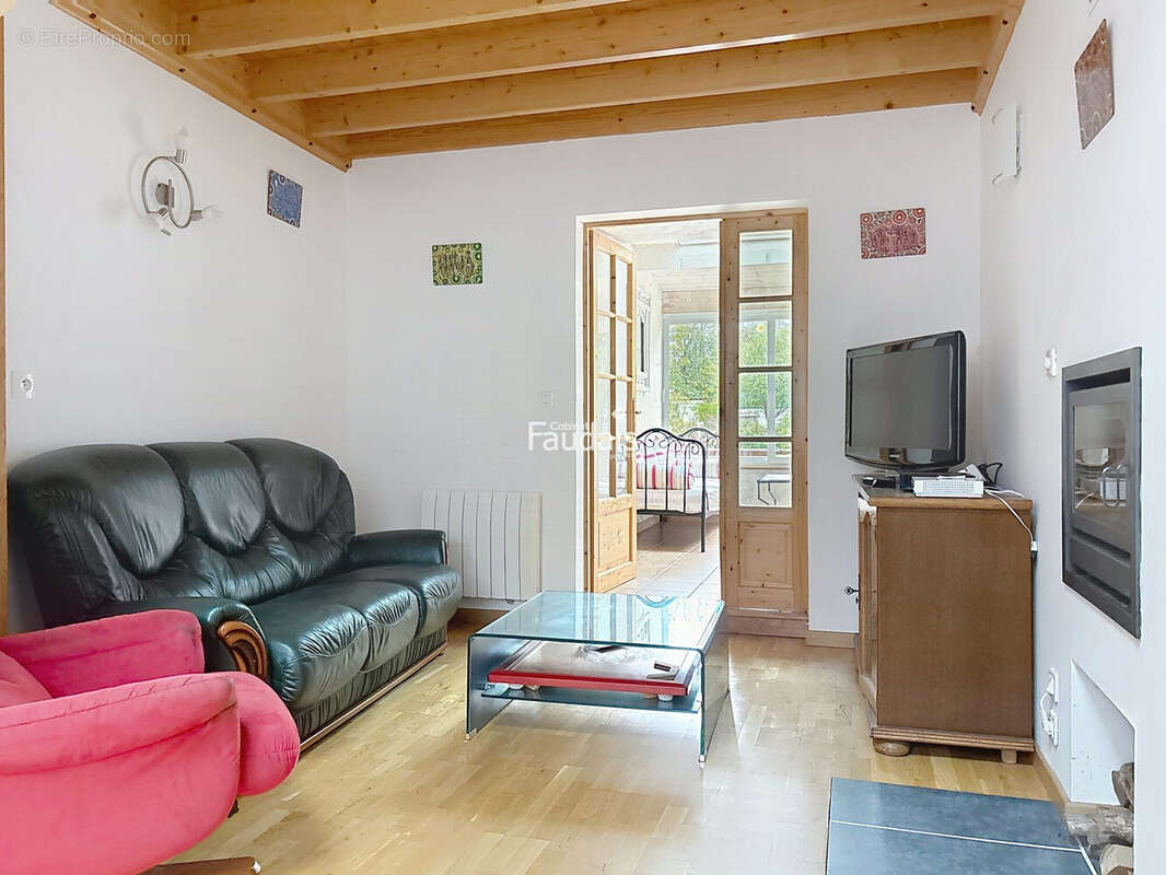 Maison 145 m² à Portbail  - photo 8