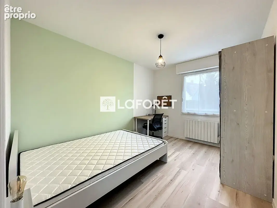 T5 de 83,01 m²  4 chambres  balcon  cave  au calme - photo 7
