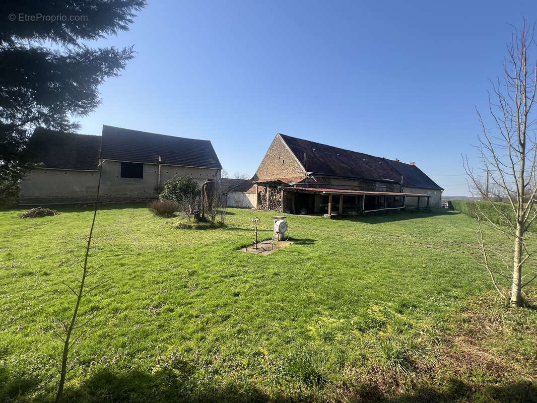 Maison à PALINGES