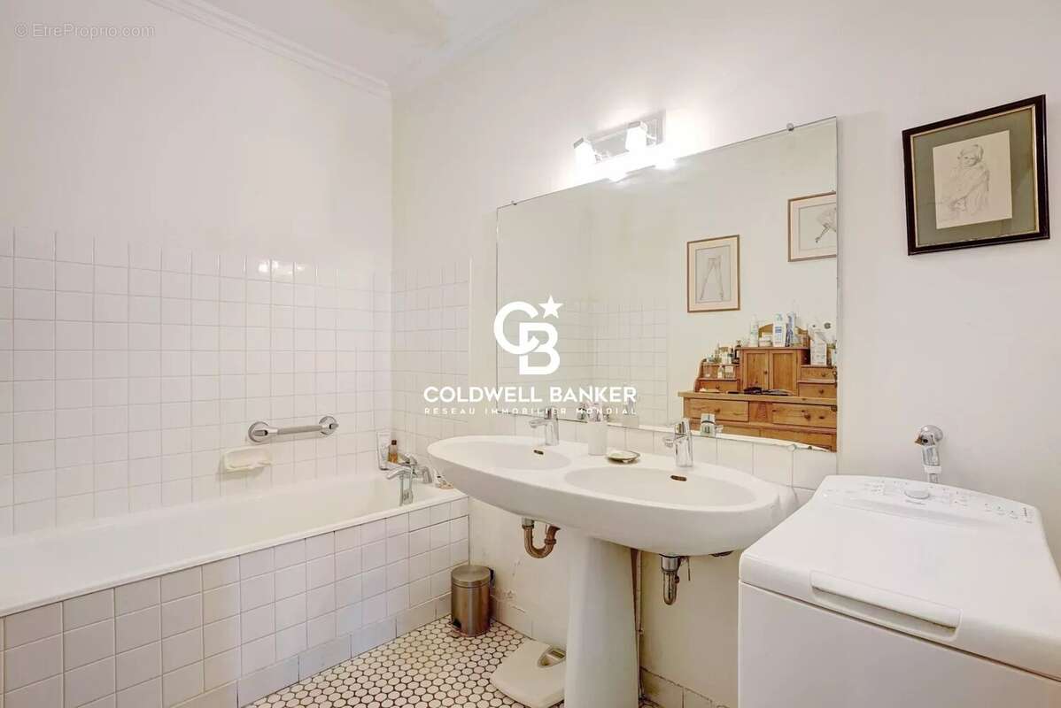 Appartement à VERSAILLES