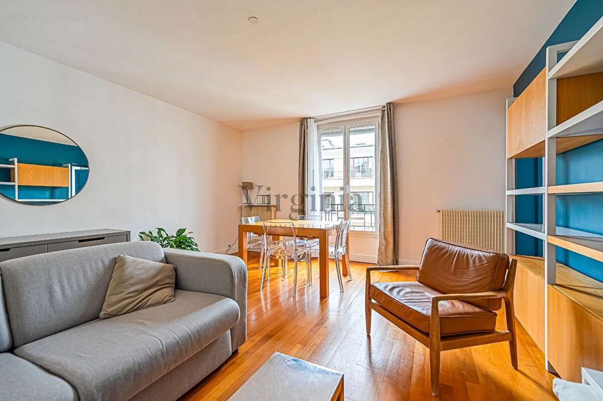 Appartement à CHARENTON-LE-PONT