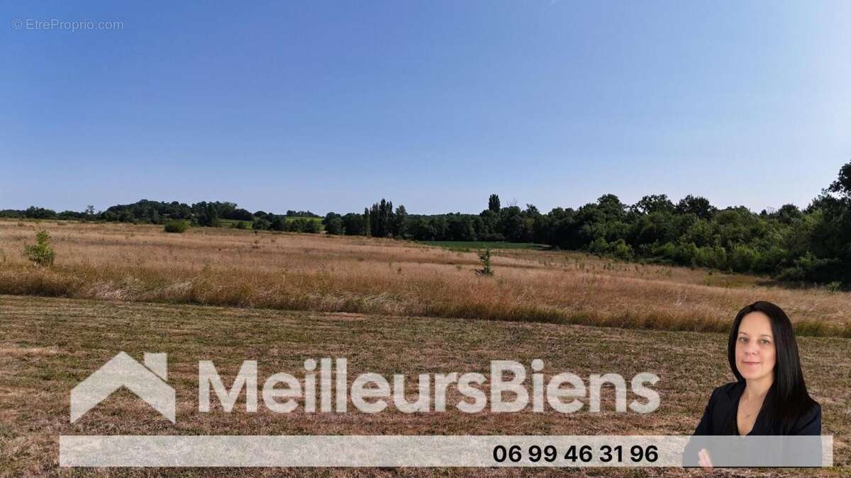 Maison Charentaise à rénover, déjà habitable, grand terrain et dépendances - photo 17