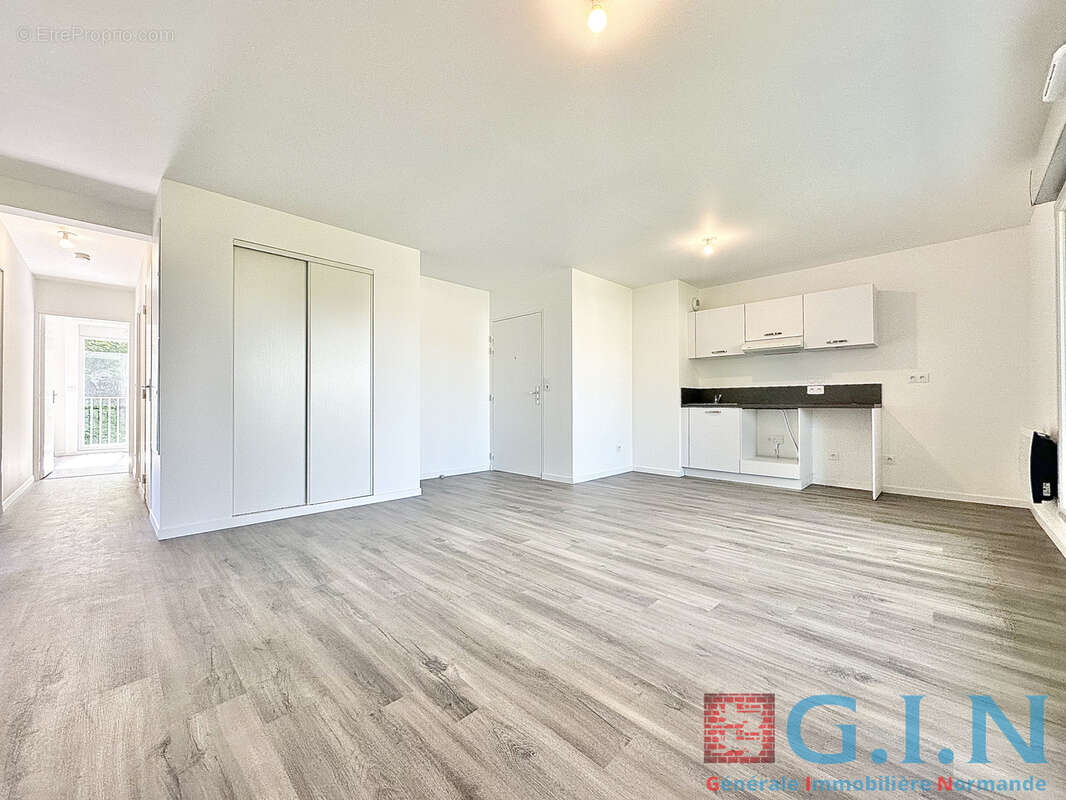 Appartement t4 / secteur est - photo 5