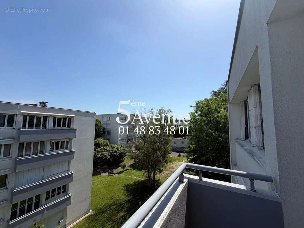 Appartement à SAINT-MAUR-DES-FOSSES
