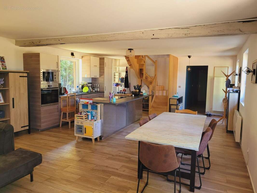 Maison 172 m² à Le Mesnil-Jourdain  - photo 4
