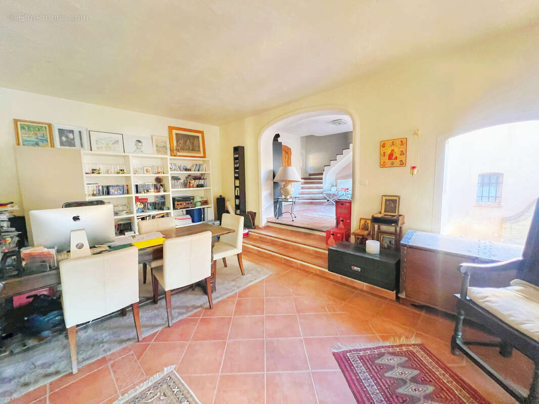 Maison à CABRIS