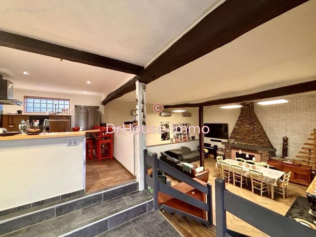 Maison à ROMBIES-ET-MARCHIPONT