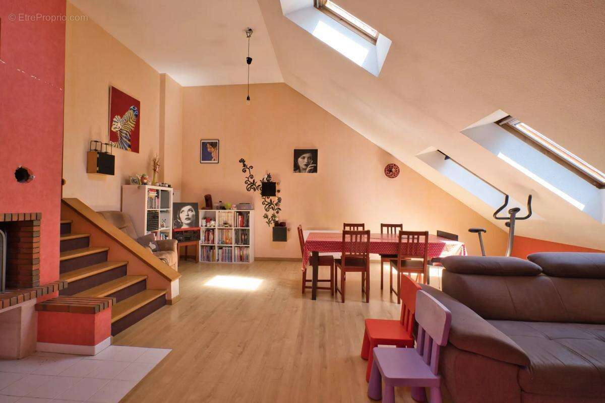 Appartement de 6 pièces de 108 m² à Jarville-la-Malgrange - photo 5