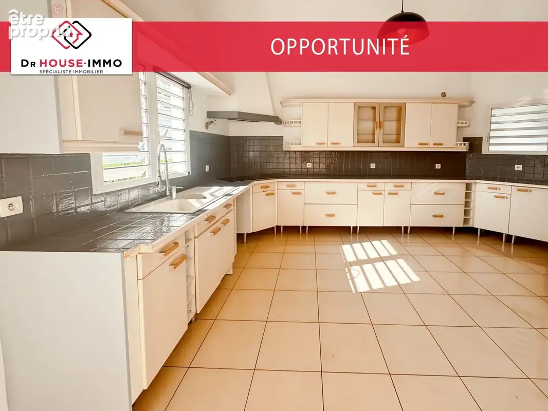 Maison 8 pièces 188 m² à vendre à Saint-Paul (97460) - photo 50