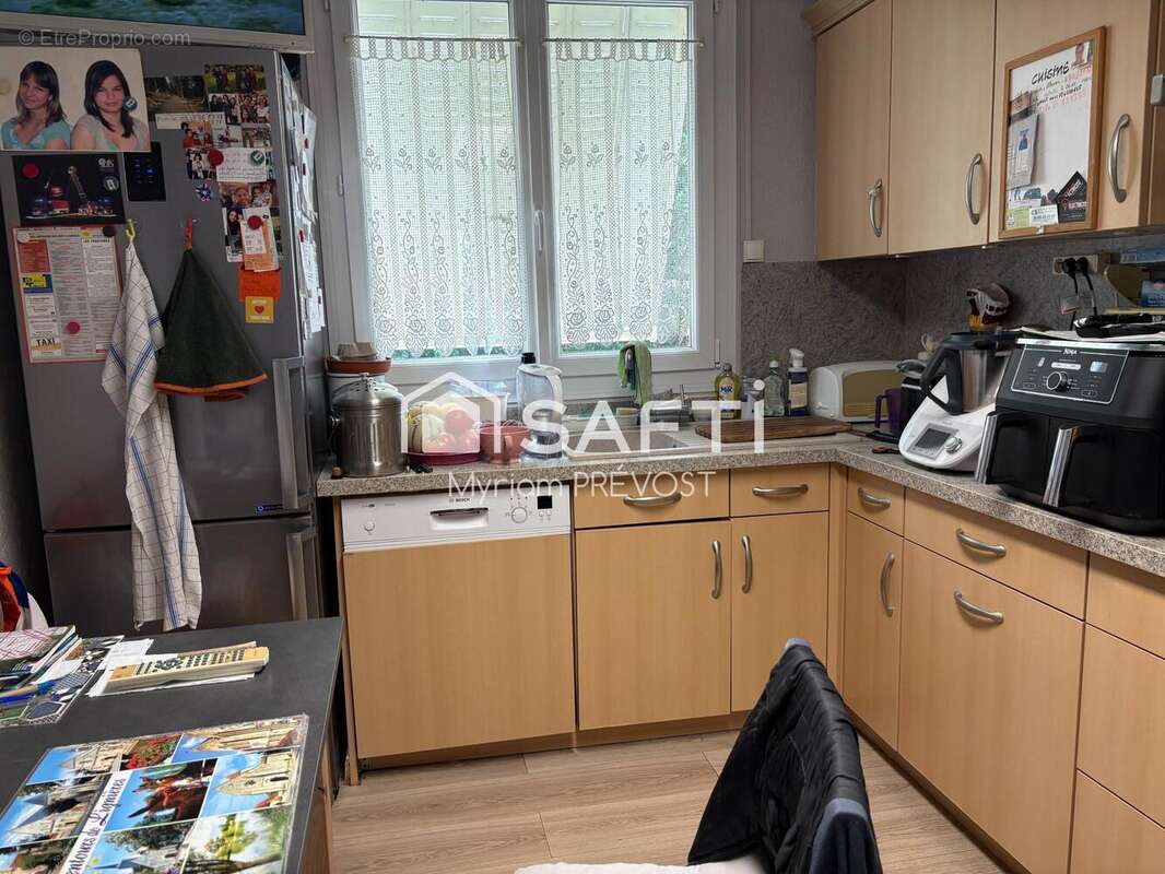 Maison 109 m² à Saint-Hilaire-En-Lignieres  - photo 7