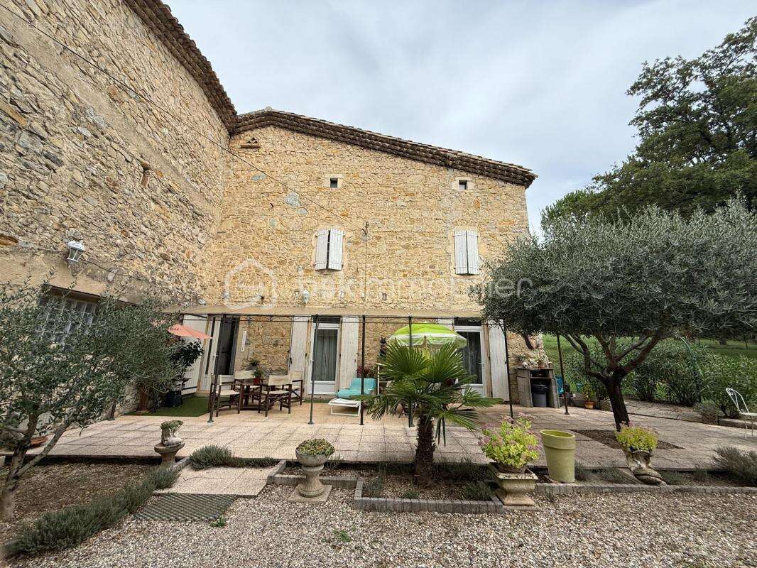 Maison de caractère 104 m² – Terrain 17,5 ha – Les Tourrettes (26740) - photo 2