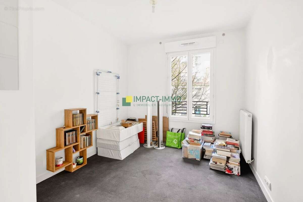 Appartement à LA GARENNE-COLOMBES