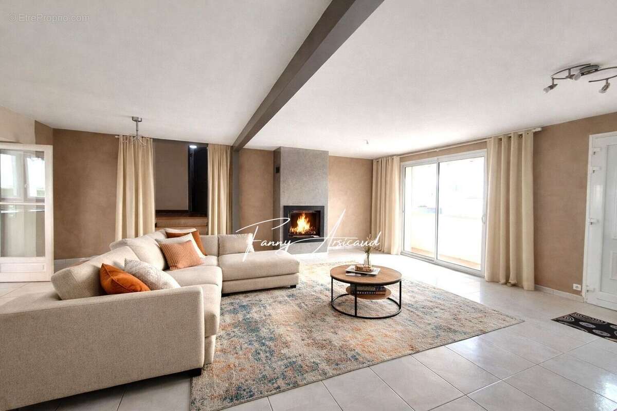 Maison à ESNANDES