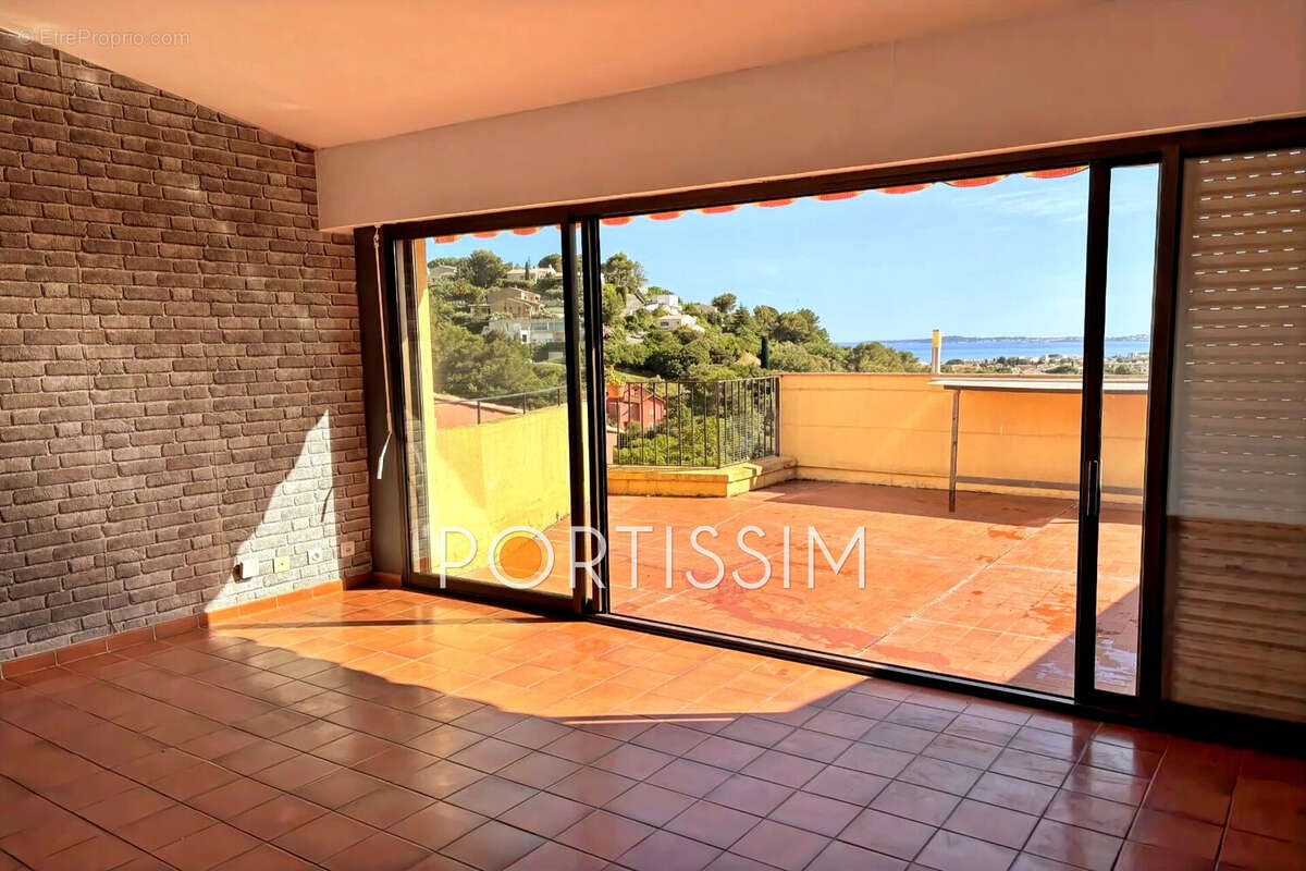 Appartement à CAGNES-SUR-MER