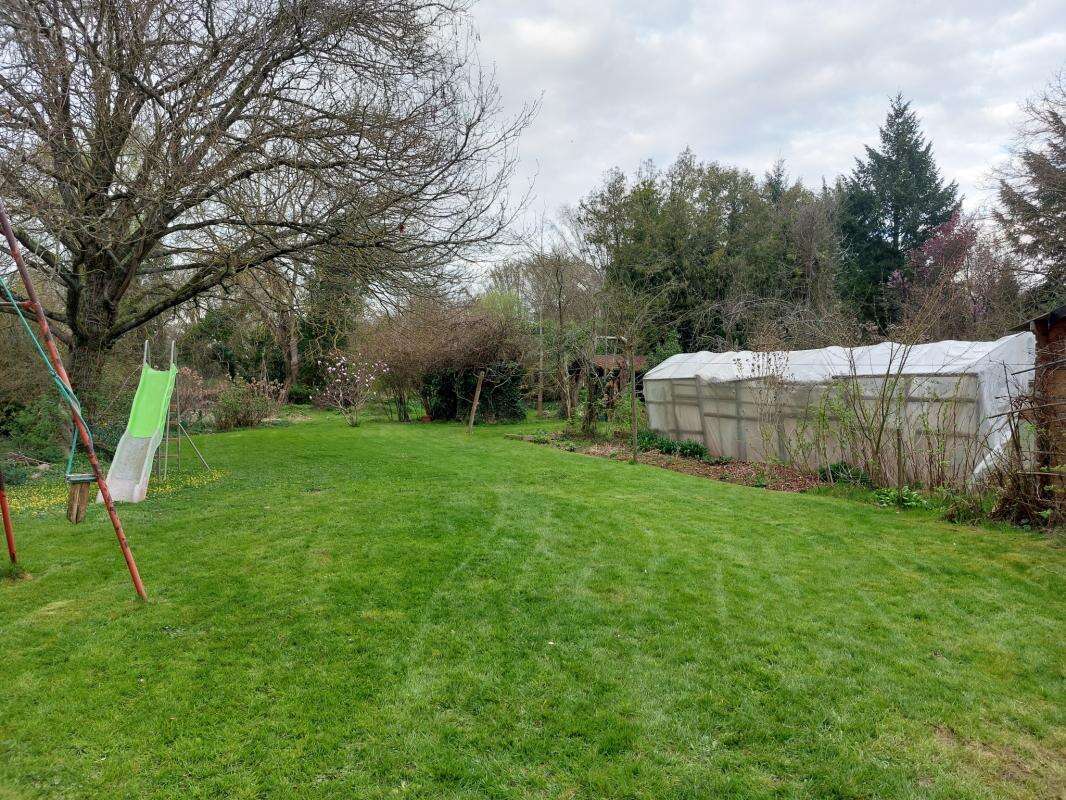 Maison à SAVIGNE-L'EVEQUE