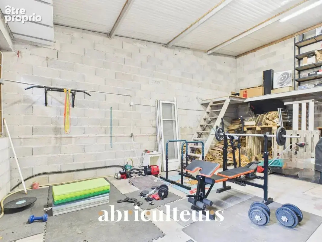 Belle maison contemporaine T7 de 185m²  avec dépendance, terrasse et jardin arboré de 500m² –  Garage  - Colombes (92400) - photo 18