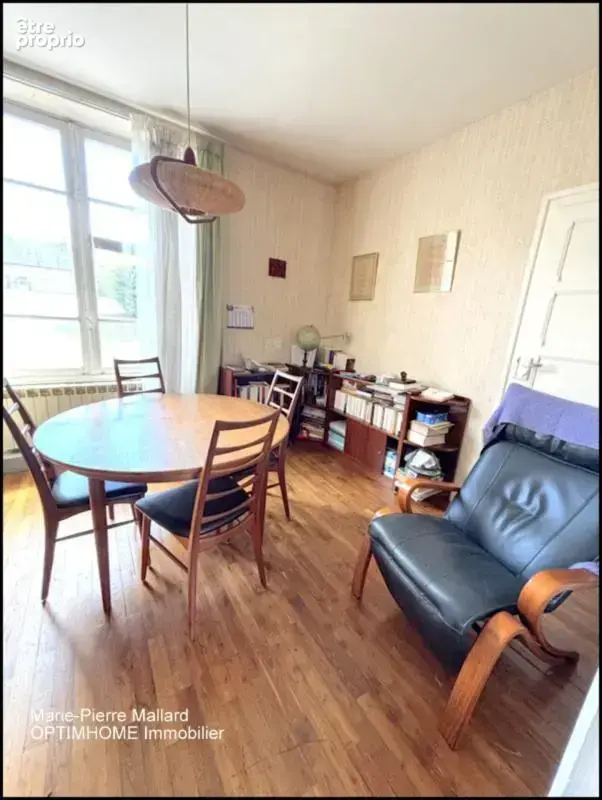 Maison de 9 pièces à ROYERE DE VASSIVIERE (23) - photo 8