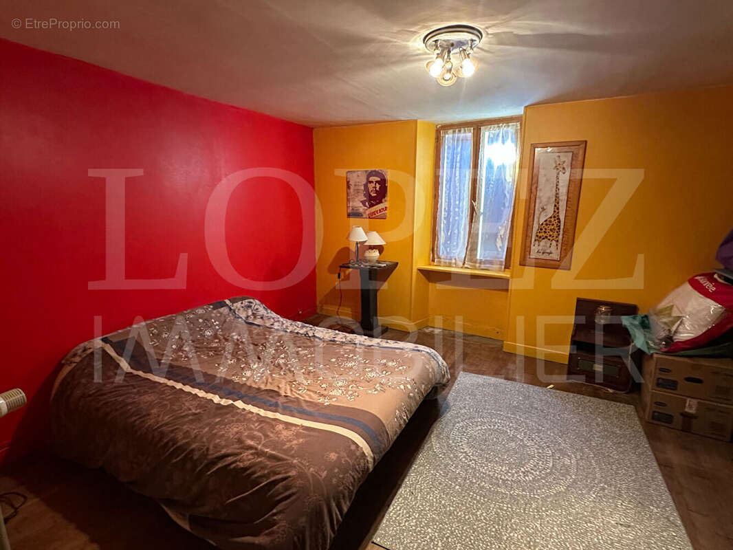 Maison à SAINT-AMANS-SOULT