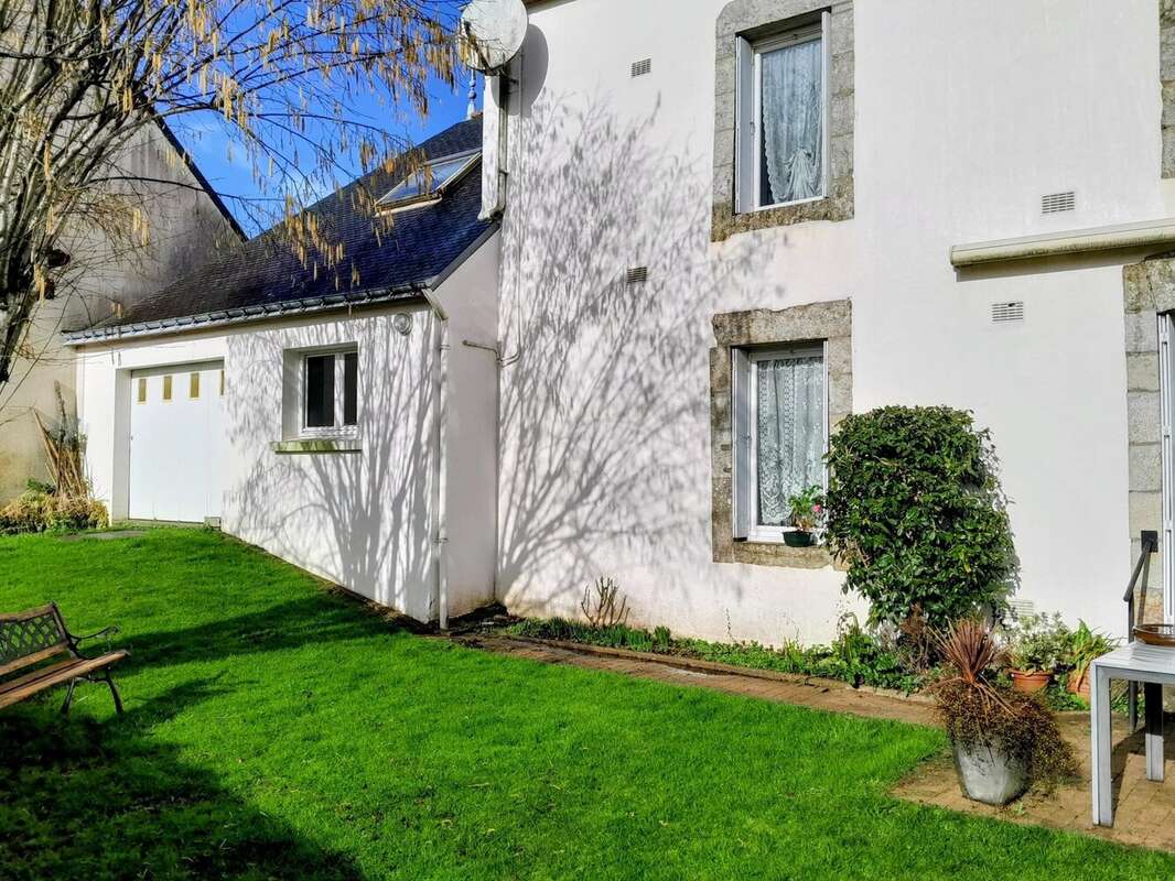 Maison à LOCMINE
