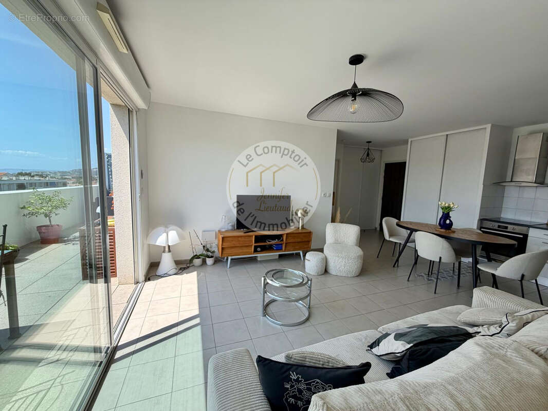 Appartement à MARSEILLE-9E
