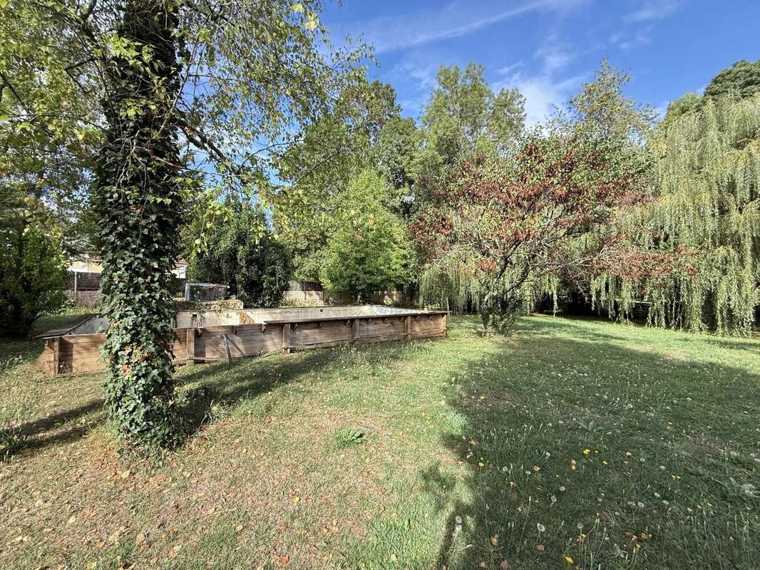 Maison charmante de 2 chambres avec terrain en bord de rivière près de Verteuil-sur-Charente - photo 12