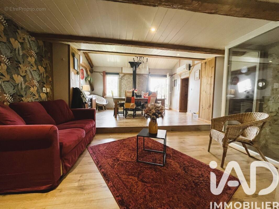 Photo 1 - Maison à PRADES-SUR-VERNAZOBRE