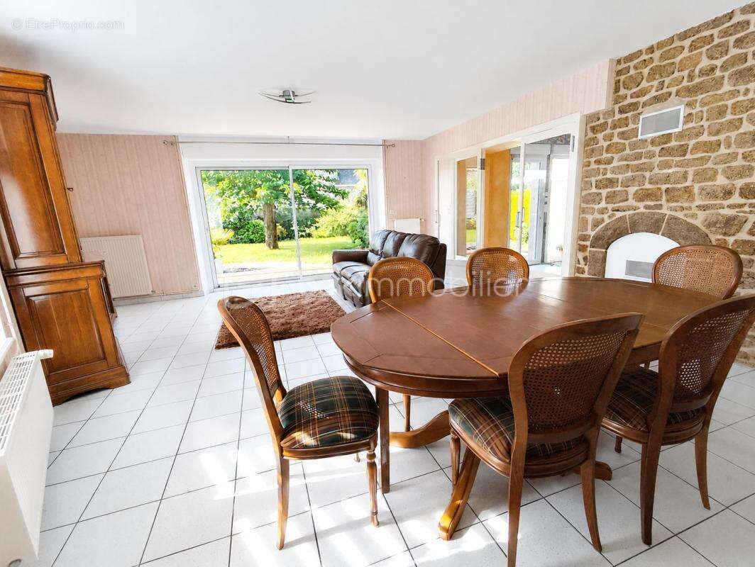Maison en pierre de 138 m2 exposée plein Sud - photo 8