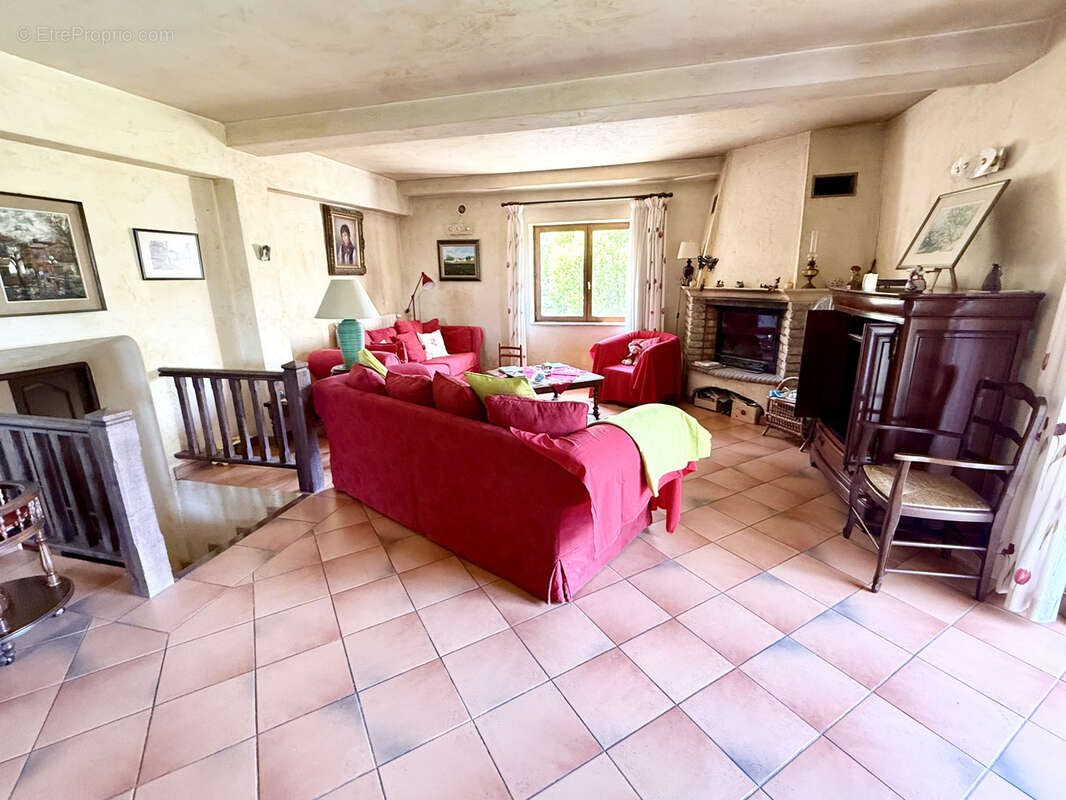 Maison à MOUGINS