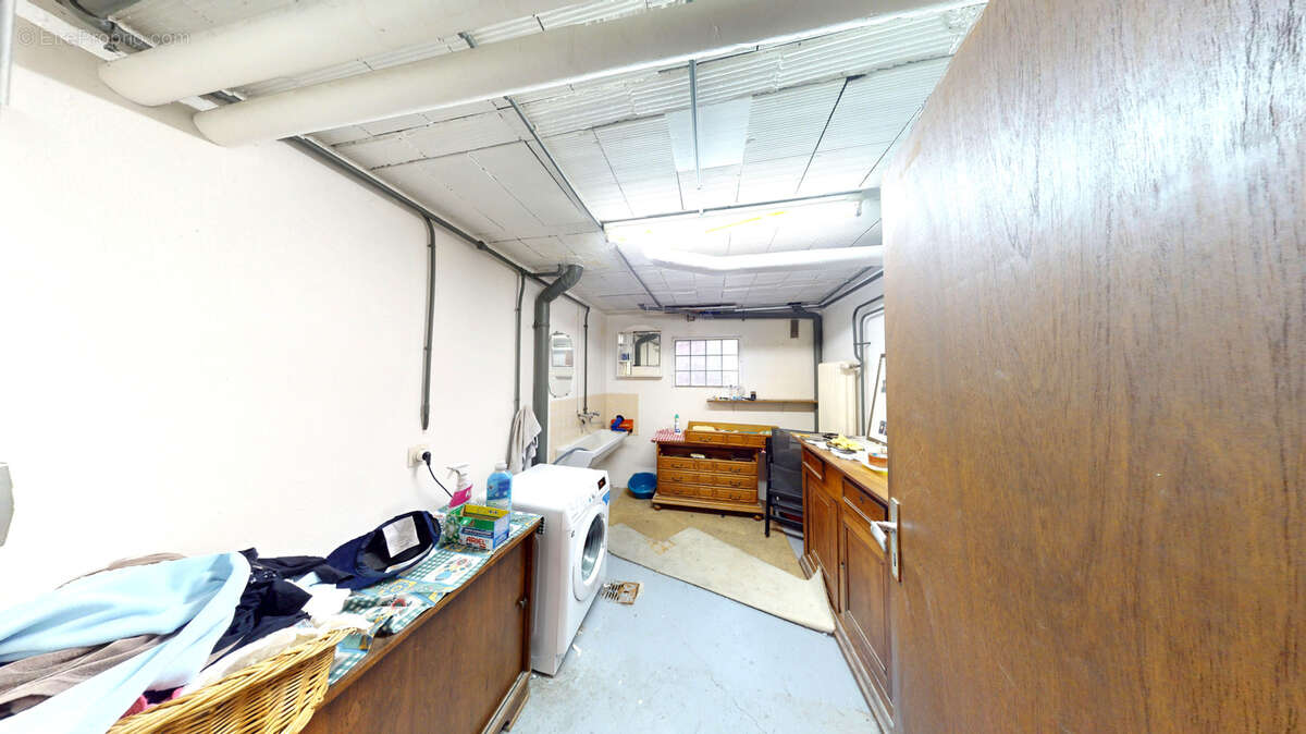Maison de caractère avec beau potentiel d'évolution - photo 17