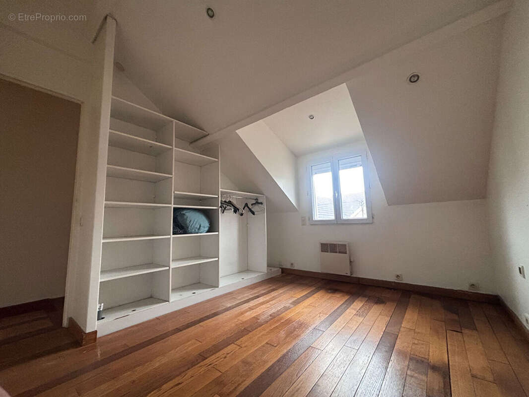 Maison à FAREMOUTIERS