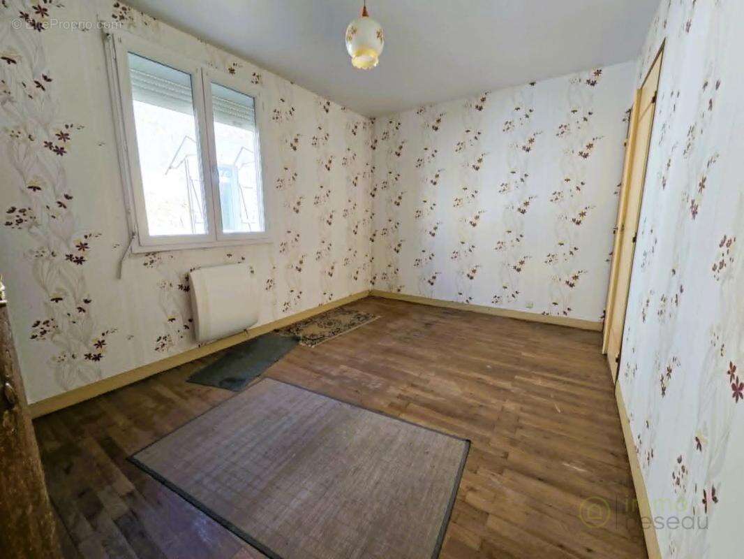 Maison à MIRAMBEAU