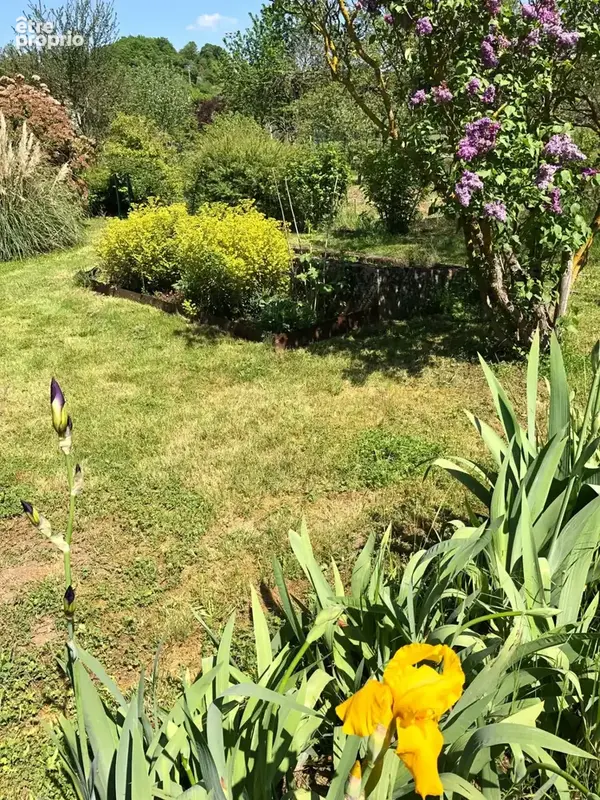 A VENDRE - Maison 4 pièces avec vie de plain-pied - garage/atelier de 90 m2 environ et jardin proche centre-vi - photo 20