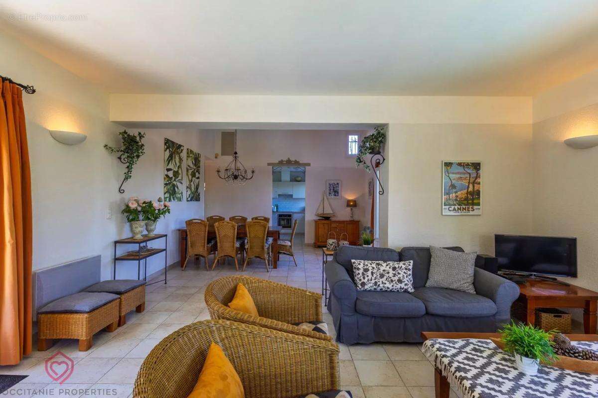 Maison à BIZE-MINERVOIS