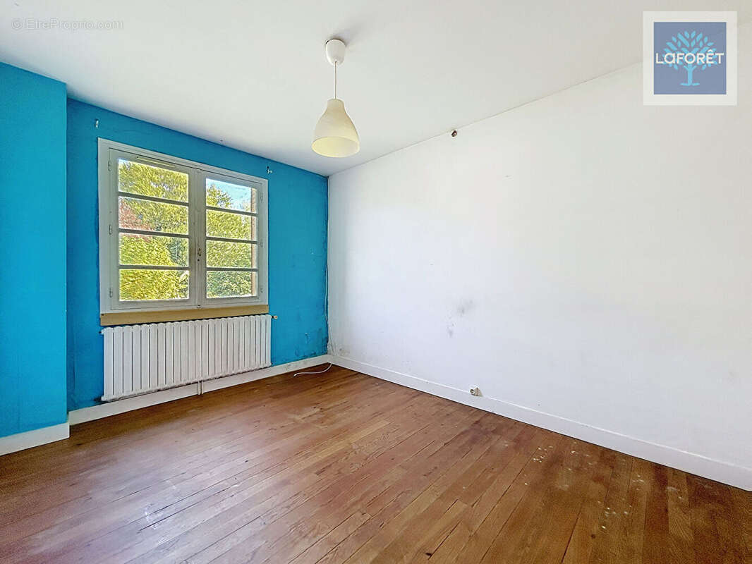 Maison proche toutes commodités, 3 chambres, garage et jardin clos - photo 4