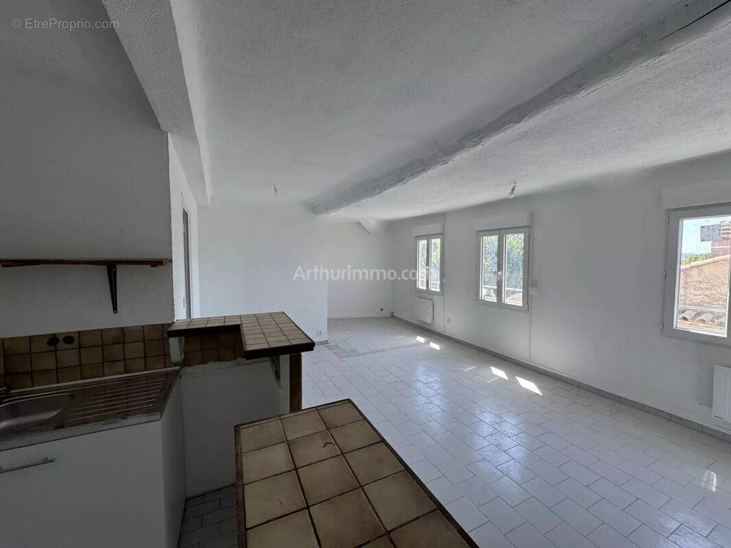 Appartement à SAINTE-TULLE