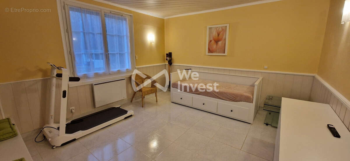 Maison à COURLON-SUR-YONNE